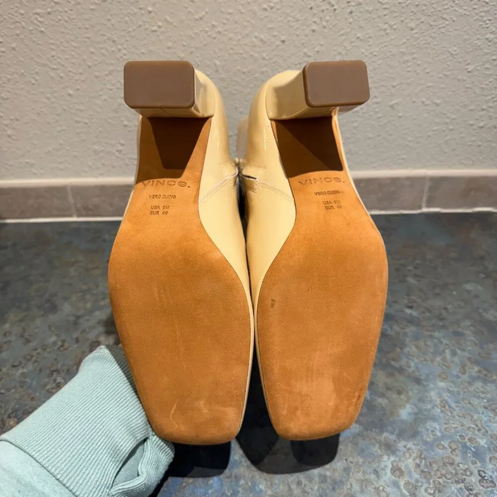 NWOB Vince Charli Beige Leather Patent Ankle Boots - 9